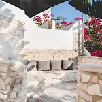 מלון דירות Paliomylos 4*